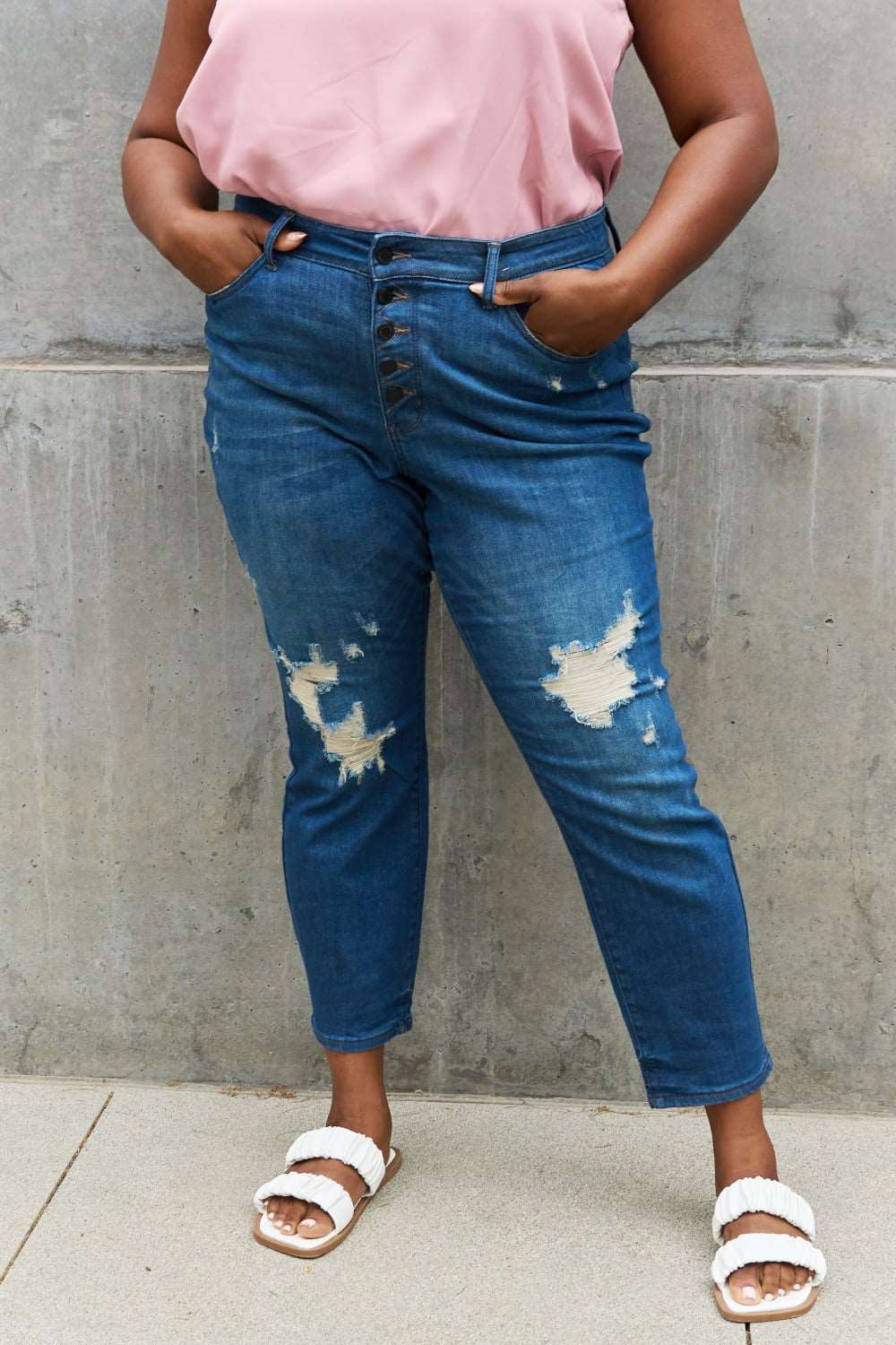 Judy Blue Melanie Full Size High Waisted Distressed Boyfriend Jeans - Rollexi