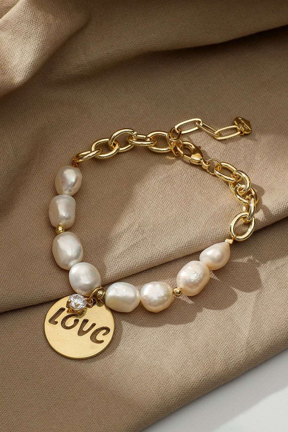 LOVE Freshwater Pearl Bracelet - Rollexi