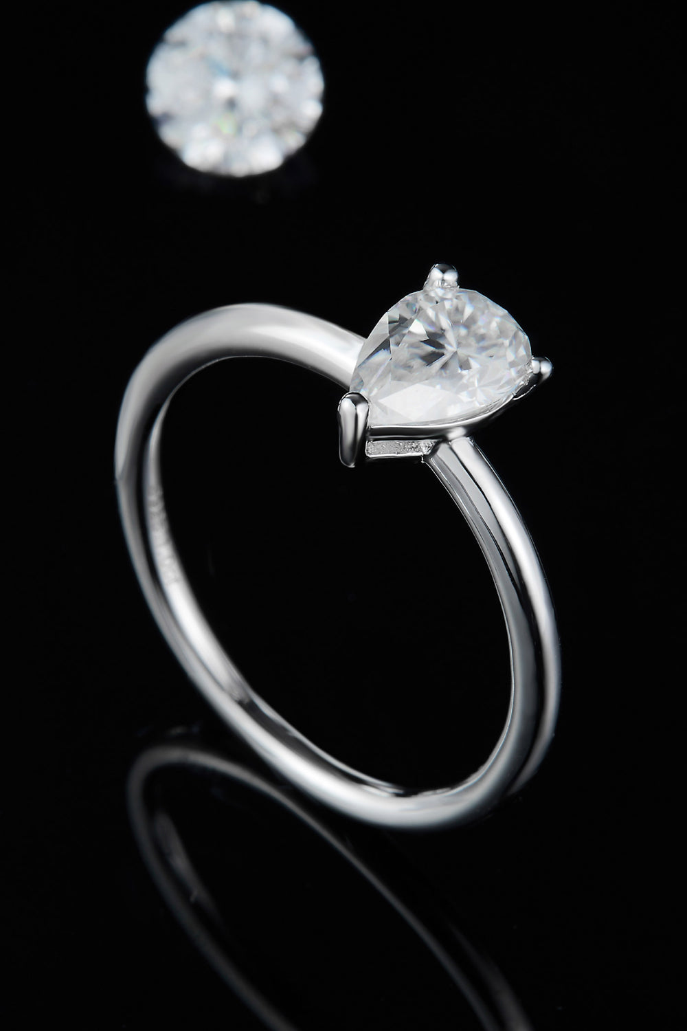 1 Carat Moissanite 925 Sterling Silver Solitaire Ring - Rollexi