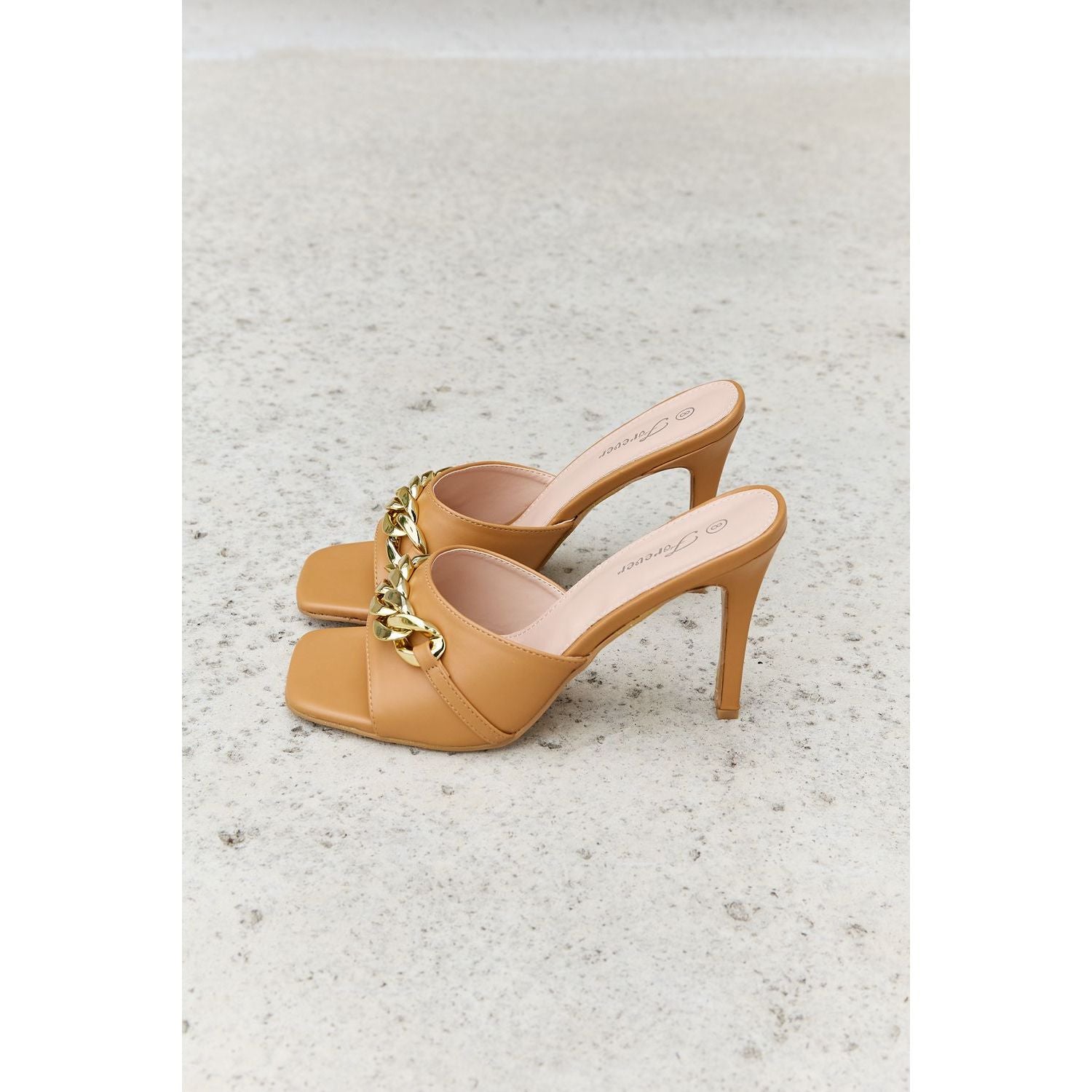 Forever Link Single Strap Chain Detail Mule Heels in Tan - Rollexi